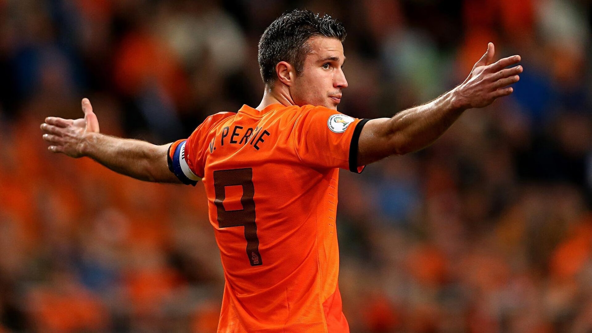 希腊女篮在欧洲锦标赛中继续豪夺冠军,荣耀传承不息,希腊女球迷