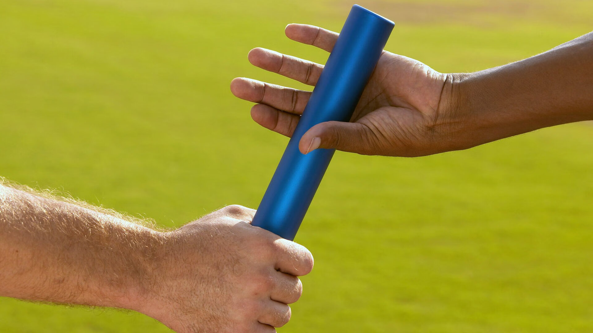 决赛中场控制力决定胜负关键，中场失控